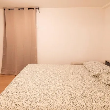 Lejlighed Place Massena